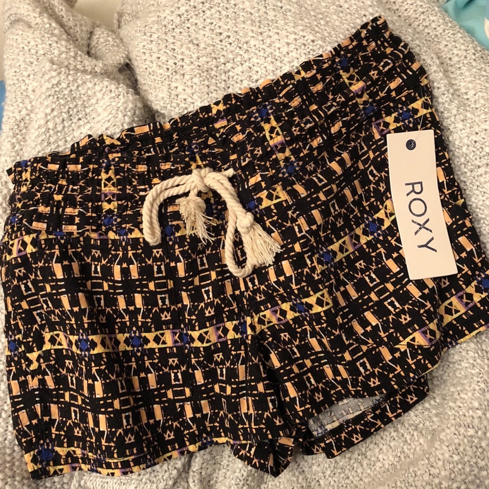 NWT ROXY SHORTS🌊🌊🌊